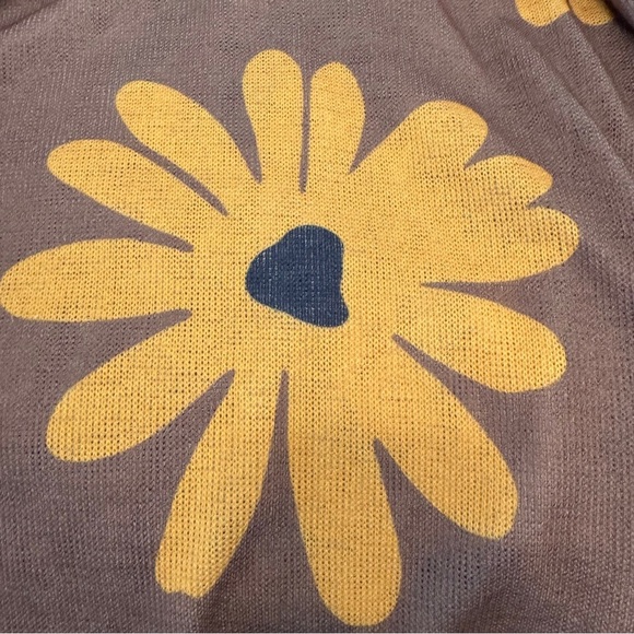 First Love Boxy Colorful Floral Women's Sweatshirt Size Large - Picture 10 of 10